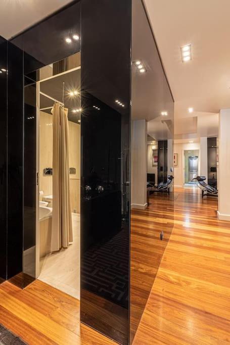 Chiado Deluxe Modern Feel 3 Bedroom Apartment
