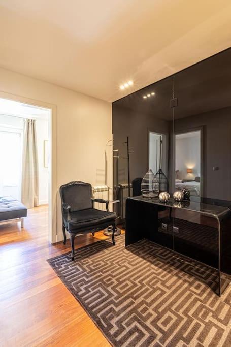 Chiado Deluxe Modern Feel 3 Bedroom Apartment Lissabon