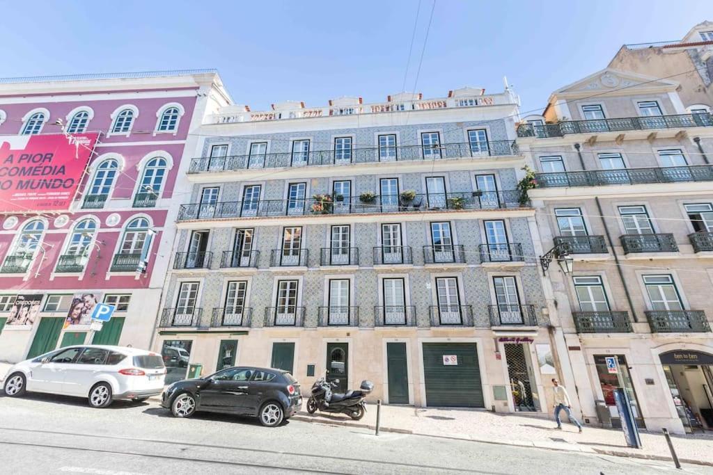 Apartment Chiado Deluxe Modern Feel 3 Bedroom Lissabon