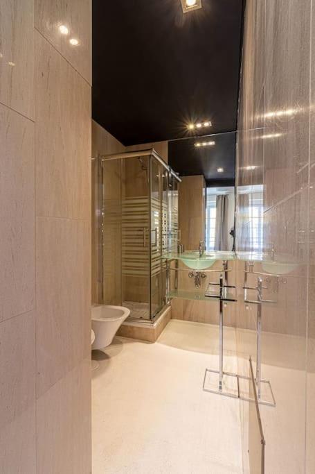 Apartment Chiado Deluxe Modern Feel 3 Bedroom