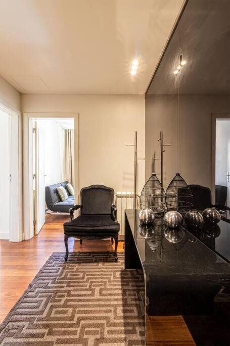 Apartment Chiado Deluxe Modern Feel 3 Bedroom