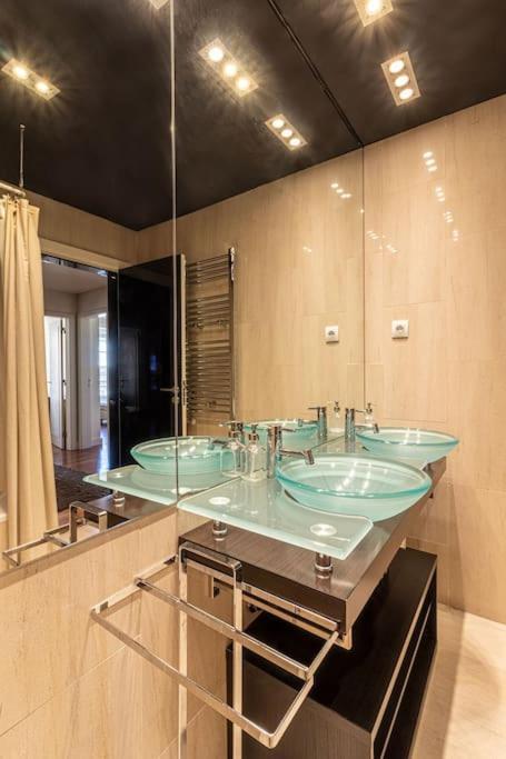 Chiado Deluxe Modern Feel 3 Bedroom Apartment *