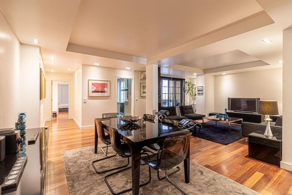 Apartment Chiado Deluxe Modern Feel 3 Bedroom Lissabon
